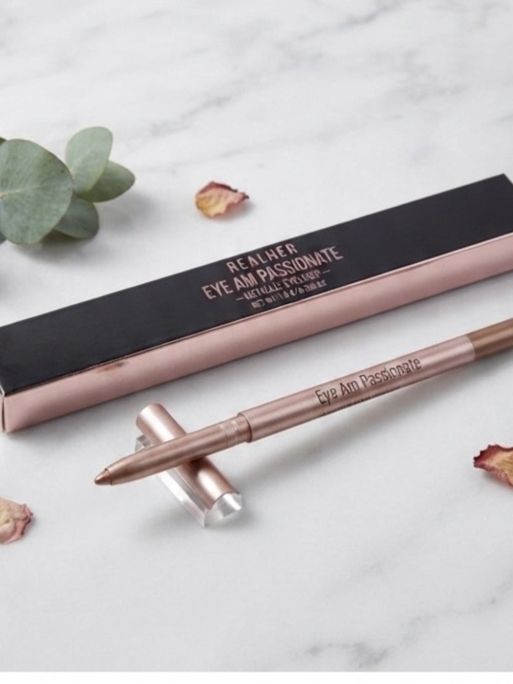RealHer Metallic Eyeliner - I Am Passionate
